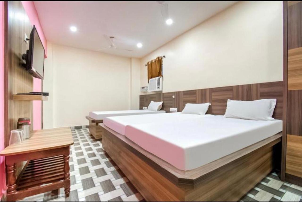 Hotel Vivek 파트나 외부 사진